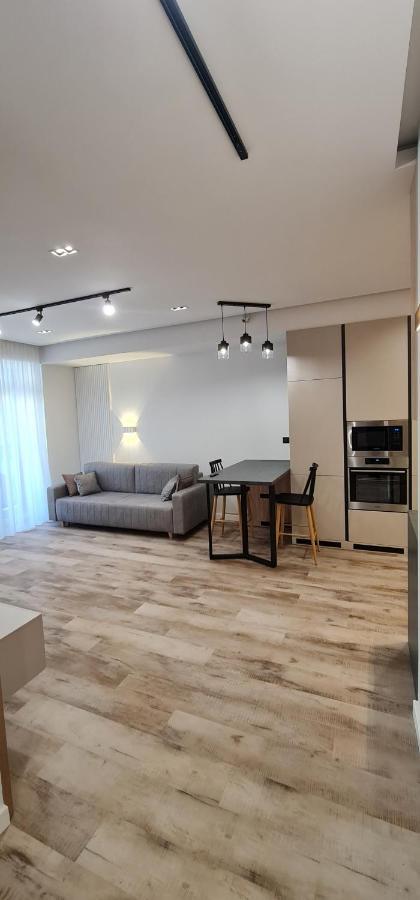 Oasis-Rent Apartment Chisinau Ngoại thất bức ảnh