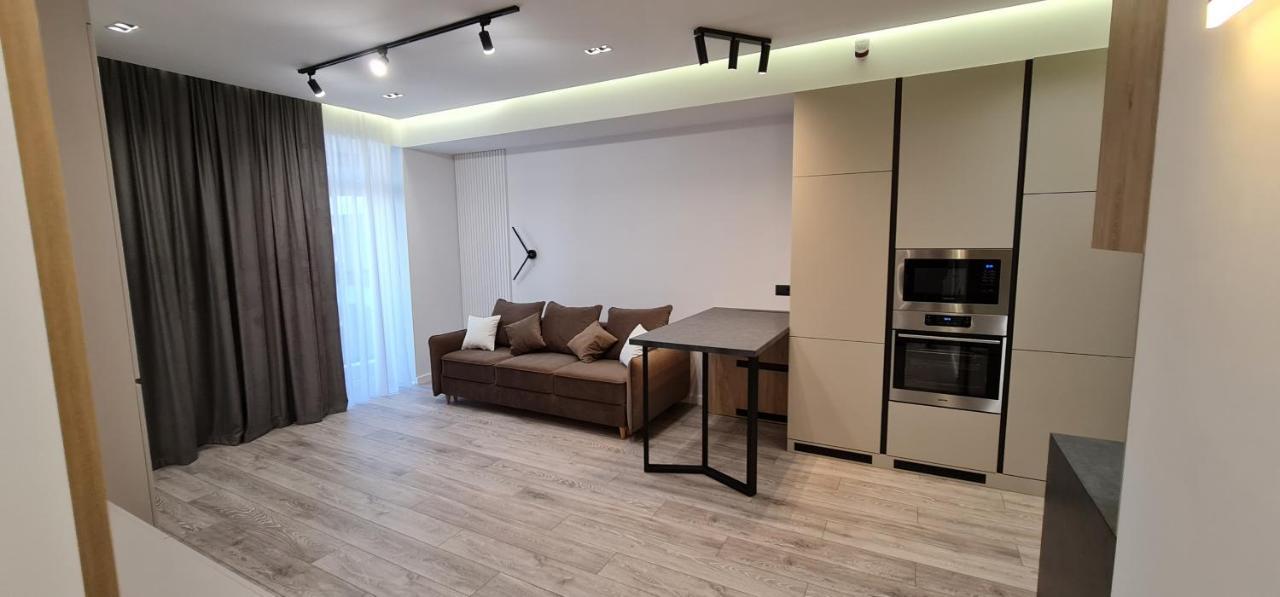 Oasis-Rent Apartment Chisinau Ngoại thất bức ảnh