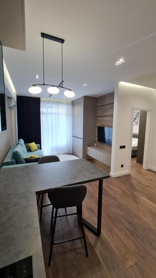 Oasis-Rent Apartment Chisinau Ngoại thất bức ảnh