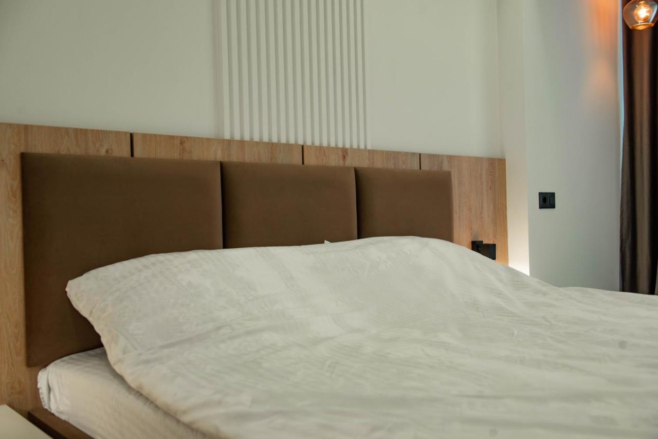Oasis-Rent Apartment Chisinau Ngoại thất bức ảnh